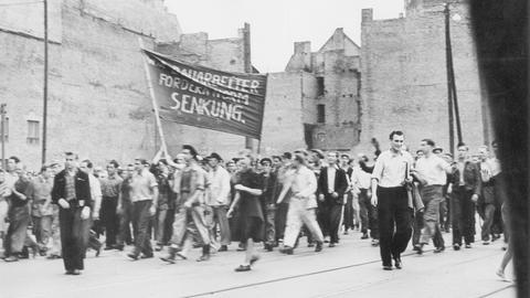 Volksaufstand 1953 in der DDR (picture-alliance / akg-images)
