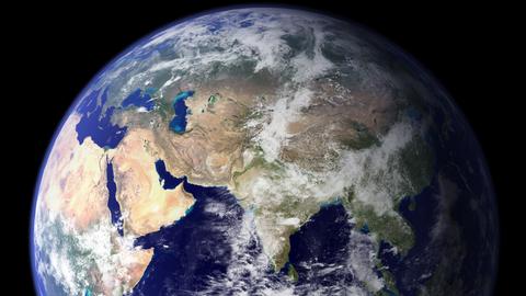 Eine NASA-Aufnahme zeigt die östliche Hemisphäre der Erdkugel. (dpa)
