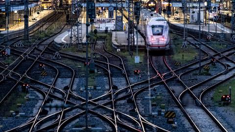 Ein ICE am Münchner Hauptbahnhof (dpa)