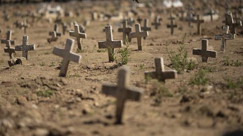 Friedhof für Covid-19-Opfer in Rio de Janeiro (dpa)