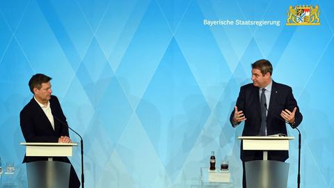Klimaminister Habeck und der bayerische Landeschef Söder (AFP)