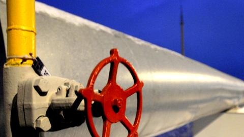 Regler an einer Gas-Pumpstation (AP)