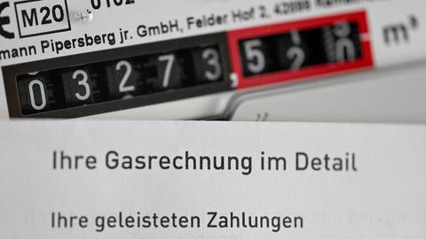 Gasrechnung und Gaszähler (picture alliance/dpa)