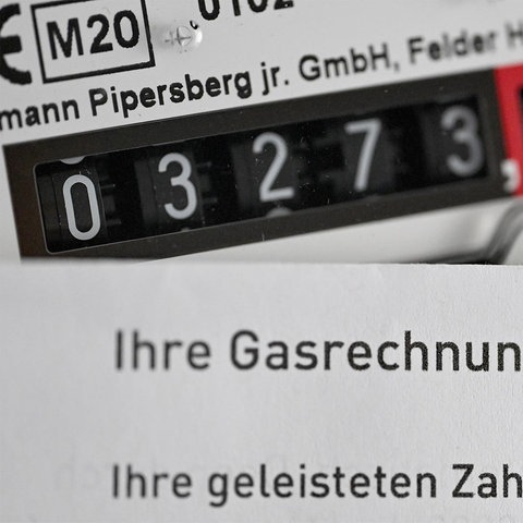 Gasrechnung und Gaszähler (picture alliance/dpa)