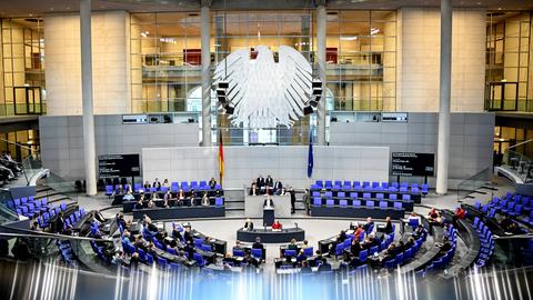 Sebastian Fiedler (SPD) spricht im Bundestag unter anderem zum "Whistleblower-Gesetz". (dpa)