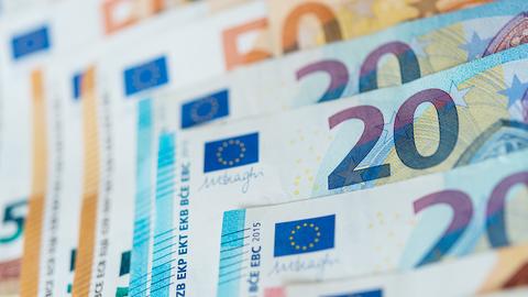 Euro-Geldscheine (dpa)