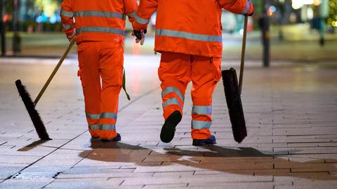 Mitarbeiter der Stadtreinigung (dpa)