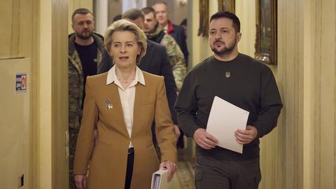 Ursula von der Leyen und Wolodymyr Selenskyj (dpa)