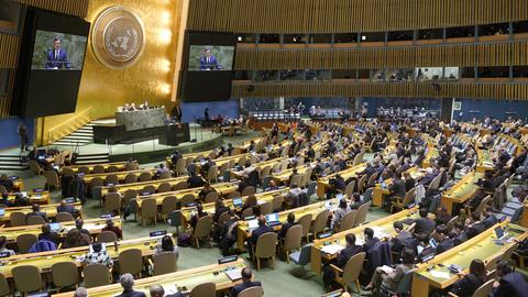 Dmytro Kuleba spricht auf der Sondersitzung der UN-Vollversammlung (dpa)
