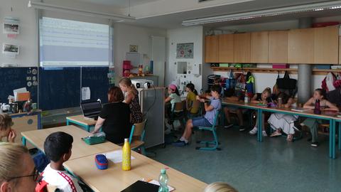 hr2-Wunderwigwam-Schultour in der Grundschule Riedberg