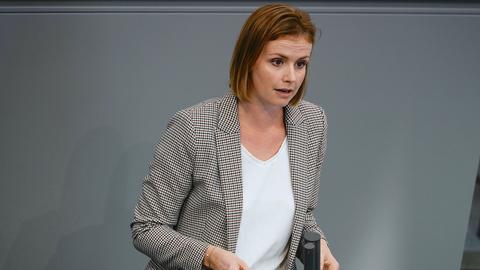 Gyde Jensen (FDP) spricht bei der aktuellen Stunde im Bundestag.