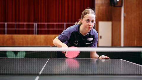Die zwölfjährige Josi Neumann aus Karben (Wetterau) ist das größte Nachwuchstalent im deutschen Tischtennis-Sport.