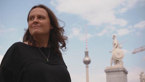 Die Autorin Jana Hensel