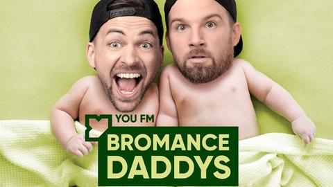 Nick und Leon sind die Hosts des Podcasts „Bromance Daddys“.