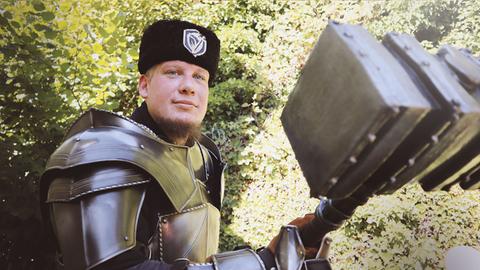 Live Action Role Player: Pete Müller