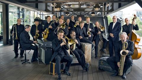 Die hr-Bigband mit Chefdirigent Jim McNeely 