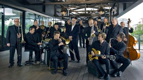 Die hr-Bigband mit Chefdirigent Jim McNeely 