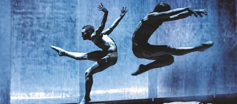 Dresden Frankfurt Dance Company - When the dust settles