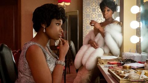 Szene aus dem Film "Respect": Jennifer Hudson (li.) in der Rolle von Aretha Franklin und Mary J. Blige als Dinah Washington.