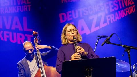 Rebecca Trescher Quartett (im Bild): Rebecca Trescher (Klarinette, Bassklarinette, Komposition) und  Christian Diener (Kontrabass).