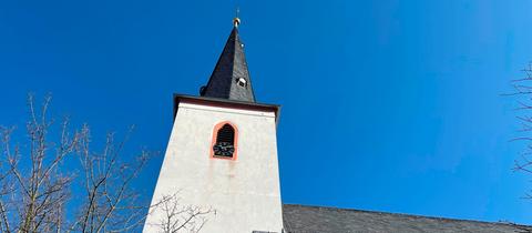 Die evangelischen Stadtkirche in Stockstadt am Rhein.