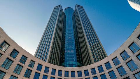 Der „Tower 185“ nahe des Messeturms in Frankfurt, 200 Meter hoch und mit 100.000 Quadratmetern Bürofläche.