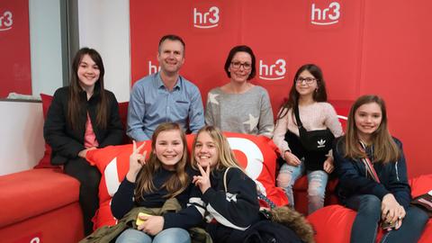 Schülerinnen zu Besuch bei hr3