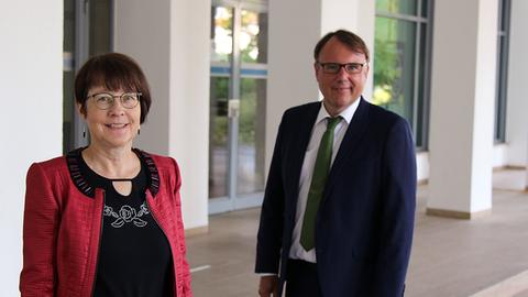Die Jugendschutzbeauftragten des hr: Hedda Coulon und Frank Freiberger